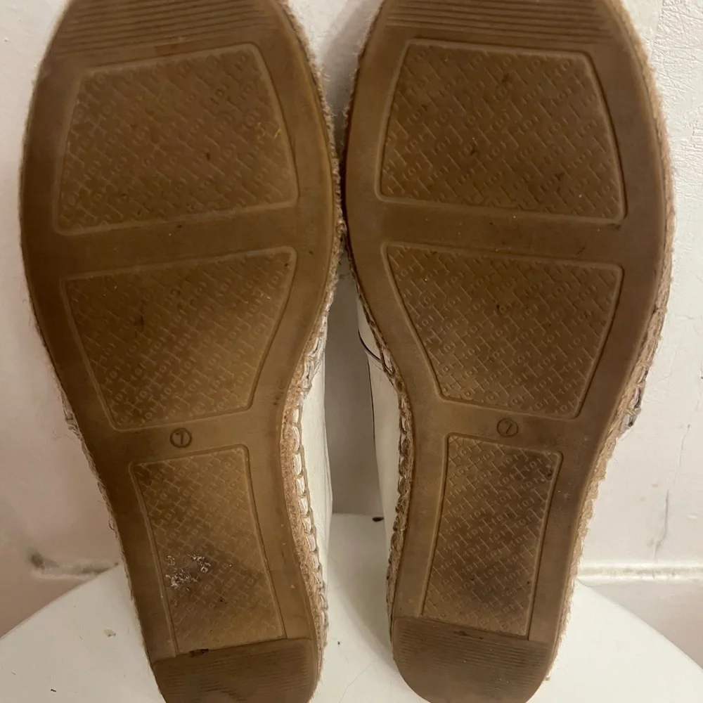 Tory Burch Cream/white ish  Espadrilles  Size 7